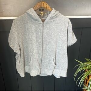 Women's‎ 2X Gray Short Sleeve Zip-Up Hoodie